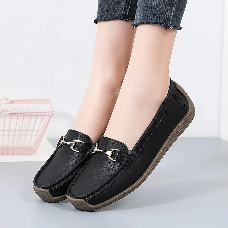 2024 New Women Shoes Flats Leather Moccasins Sneakers Woman Casual Shoes Slip-on Loafers Female Boat Shoes Big Size 44