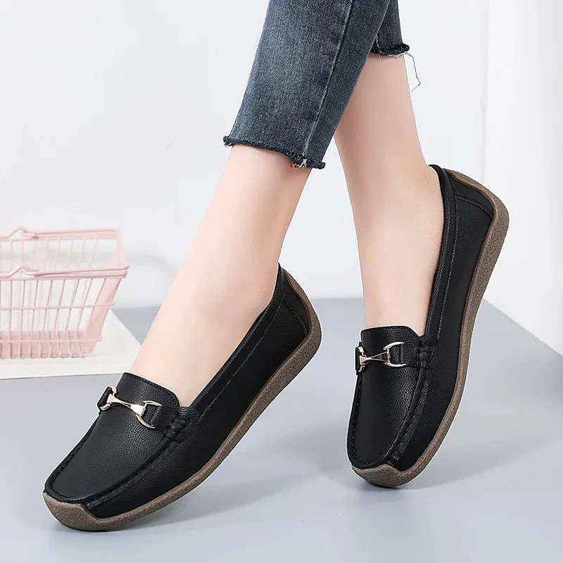 2024 New Women Shoes Flats Leather Moccasins Sneakers Woman Casual Shoes Slip-on Loafers Female Boat Shoes Big Size 44