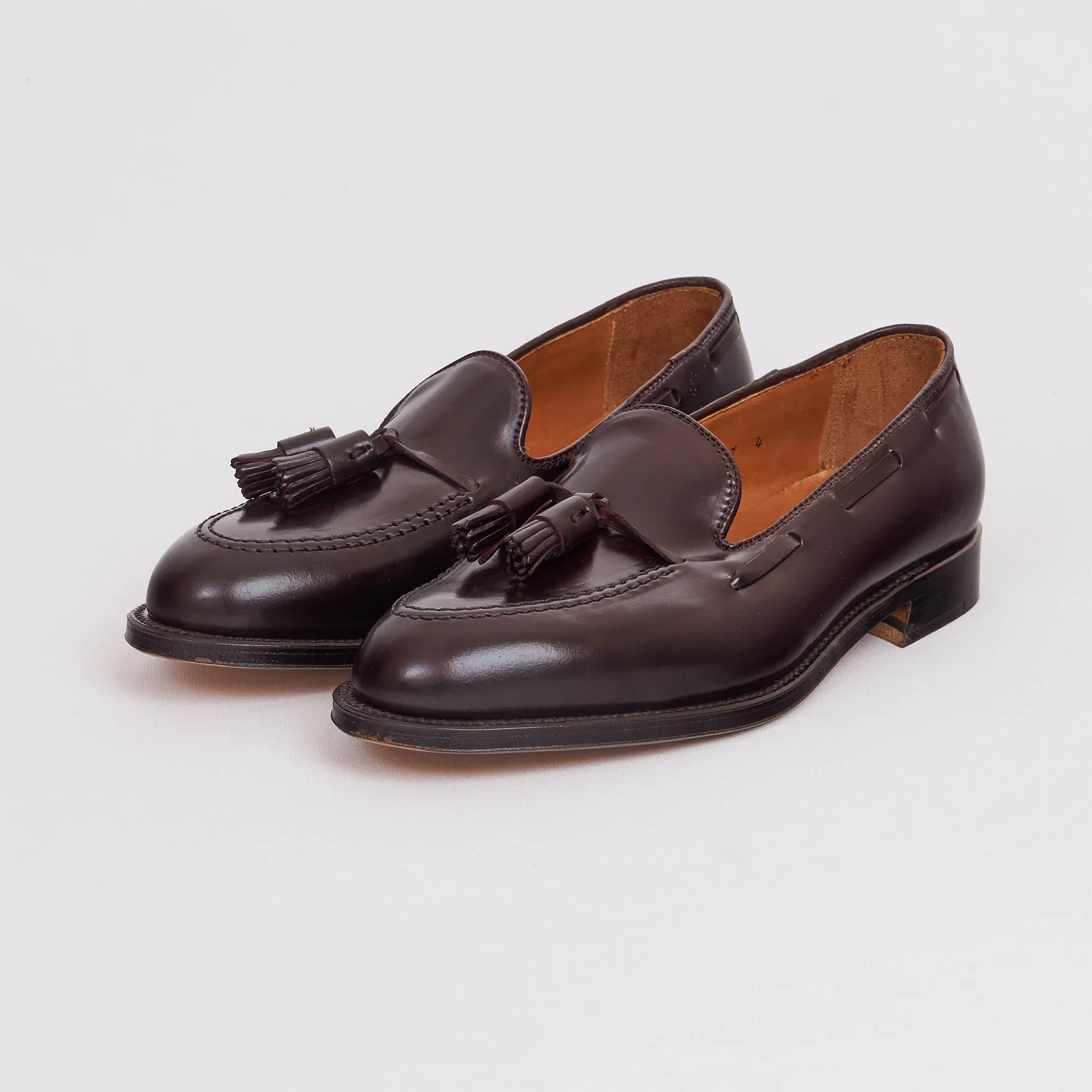Alden Tassel Loafer Shell Cordovan 563/664