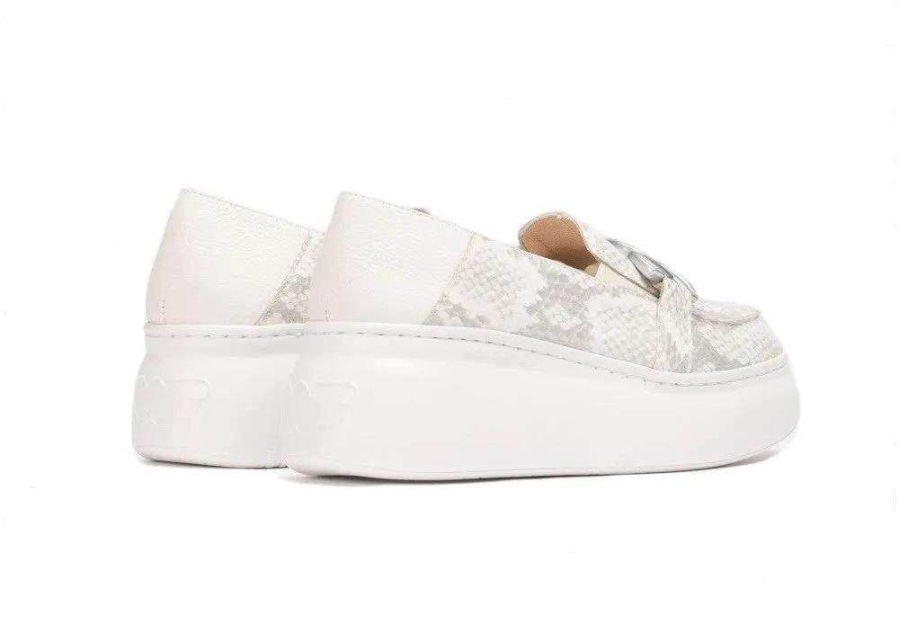 'Begin' women's moccasin - silver