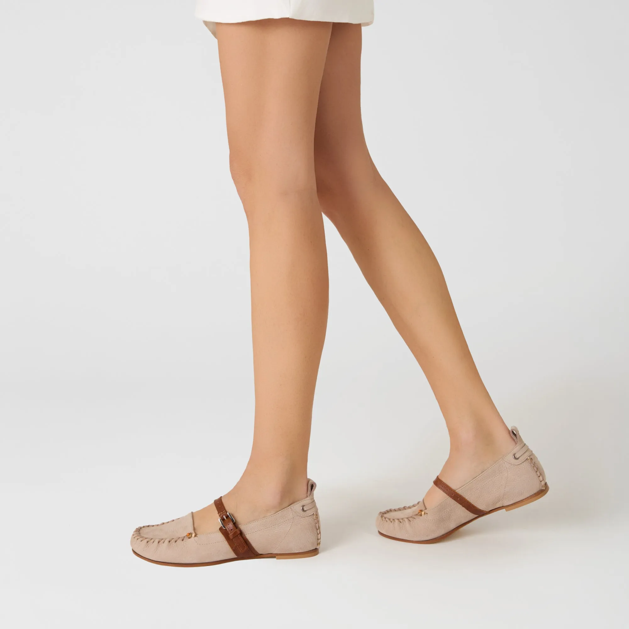 Cut-Out Mocassin Nabuck Resinato with Strap