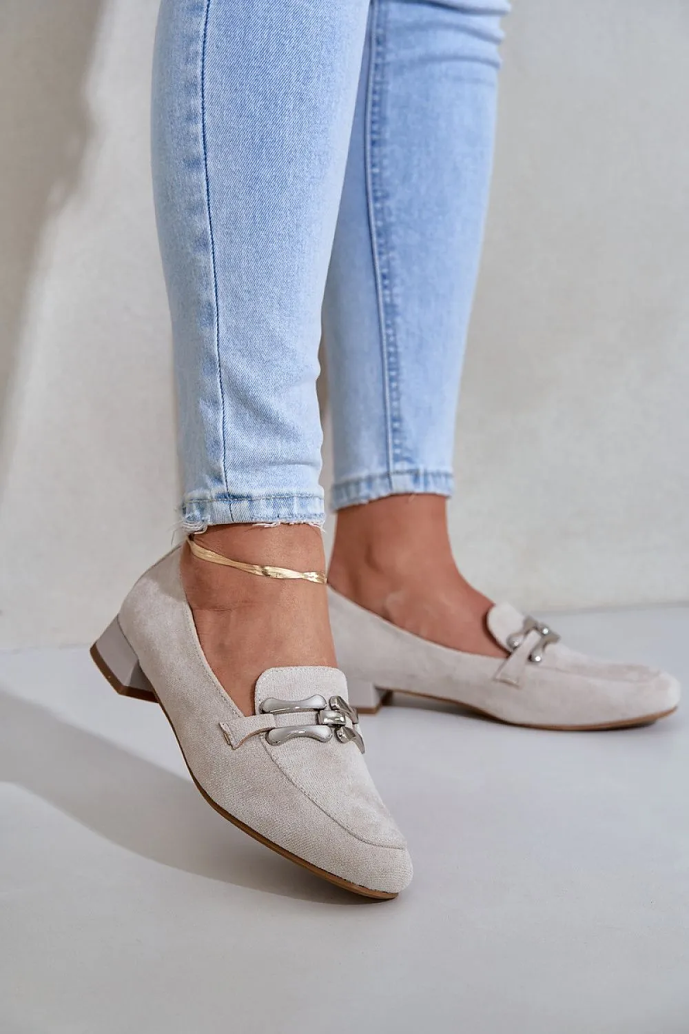 Mocassin Step in style