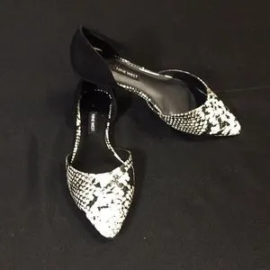 Nine West Starship Two-Piece Flats 6.5