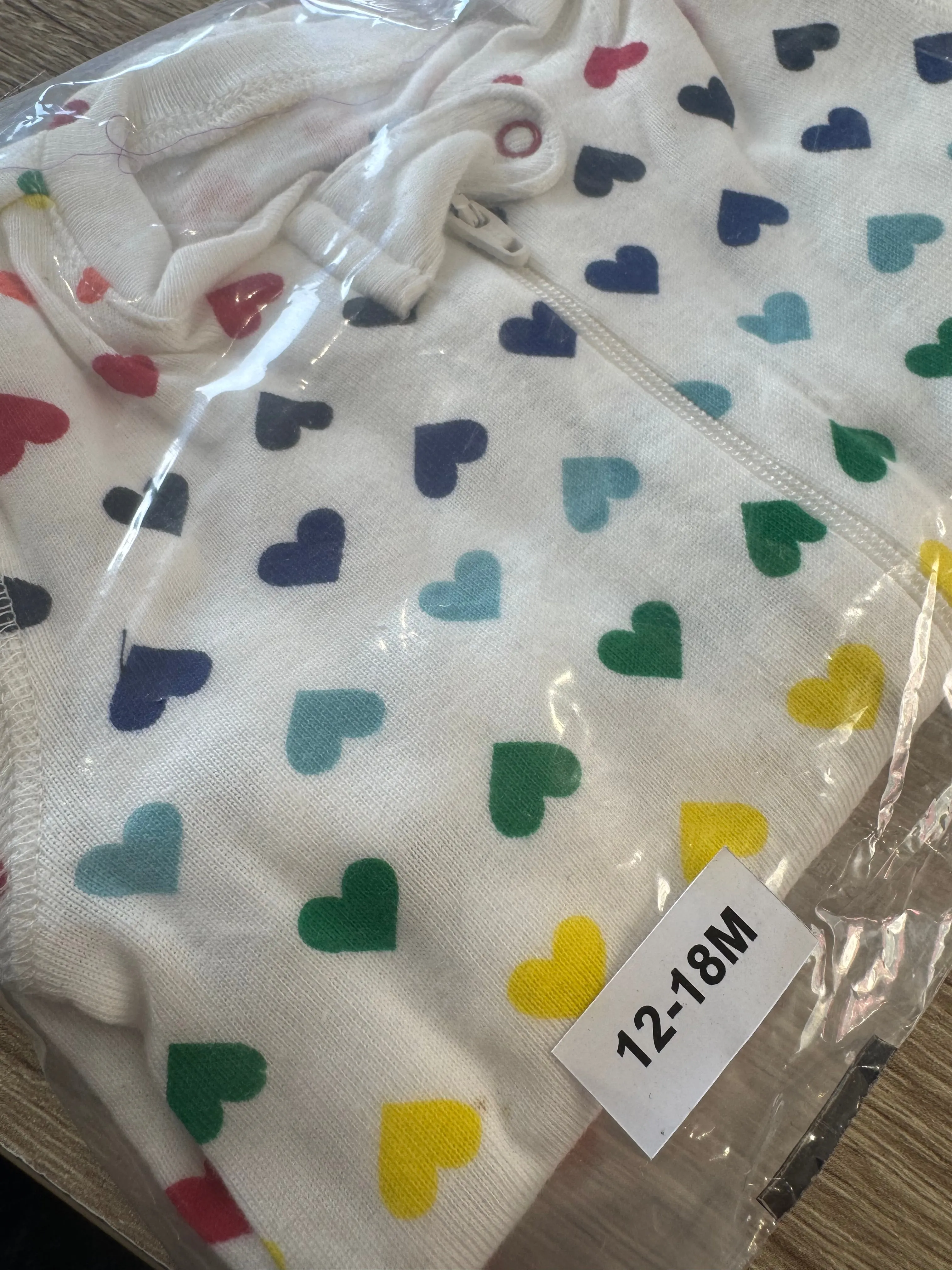 Primary Organic Sleepsuit - Multi Hearts White (New) ages newborn to 18-24m