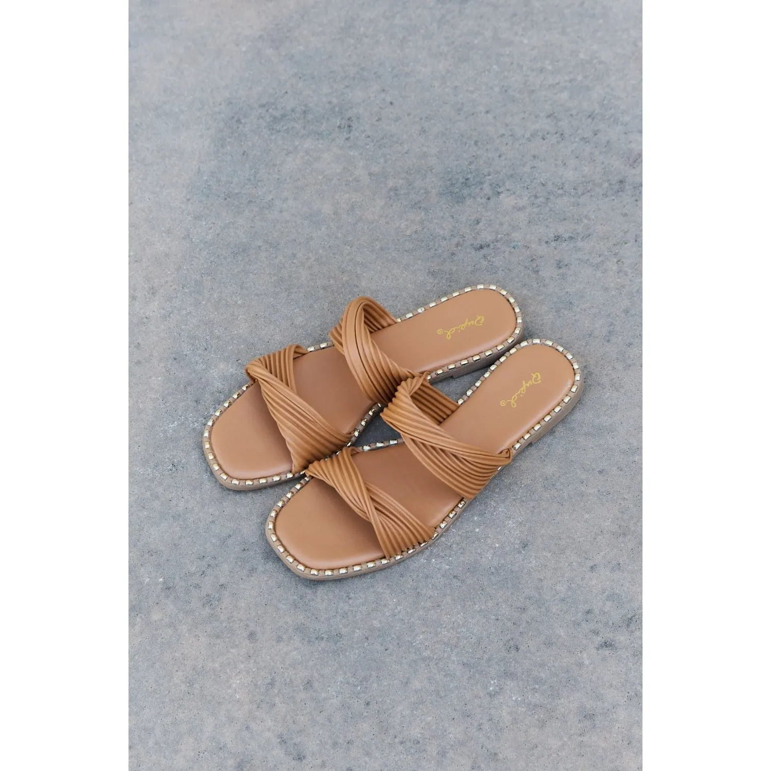 Qupid Summertime Fine Double Strap Twist Sandals